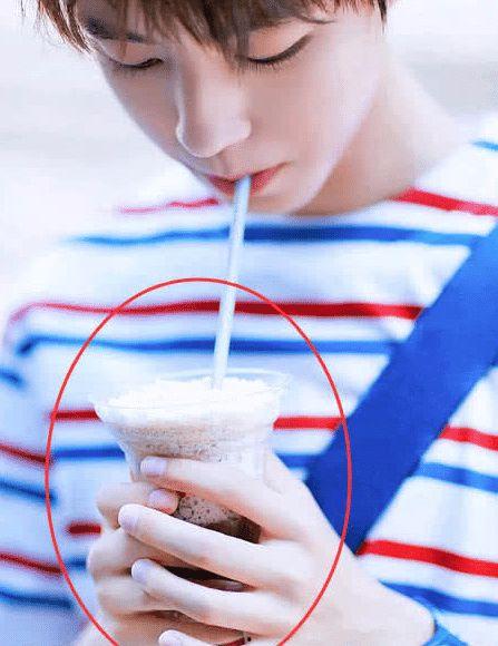 明星同款笔王俊凯,潮流与品质的完美融合